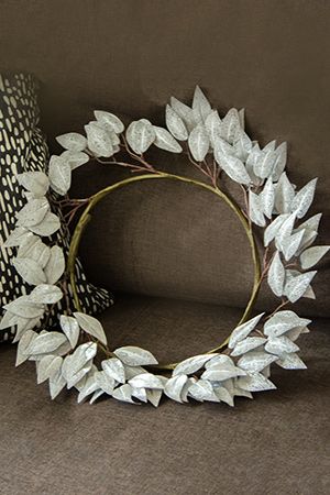 Декоративный венок FOGLIE INVERNALI с заостренными листьями, пластик, серебряный, 48 см, Kaemingk