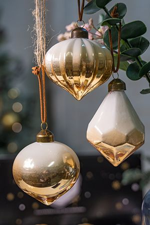 Набор стеклянных шаров и украшений КОНЖЕЛЕ, 8-9 см, 12 шт., Winter Deco
