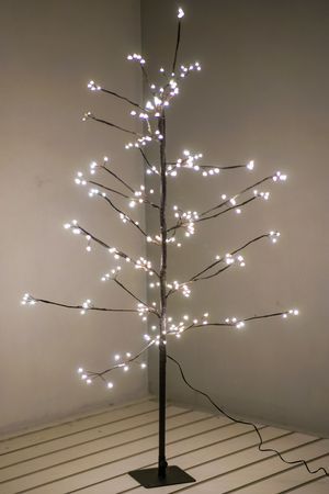Декоративное светящееся дерево ЧЕЙСТ, 240 тёплых белых LED-огней, 120 см, таймер, Koopman International