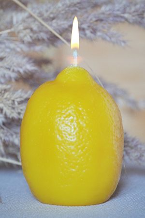Свеча ароматизированная фигурная ЛИМОН, 8 см, Омский Свечной