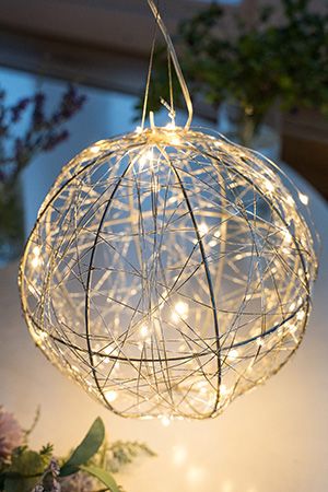 Светящийся шар ВОЛШЕБНАЯ СЕТОЧКА, 30 тёплых белых LED-огней, 18 см, серебряная проволока, батарейки, Koopman International