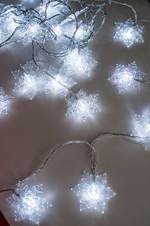 Электрогирлянда СНЕЖИНКИ, 24 холодных белых LED-огня, 4.6+5 м, прозрачный провод, контроллер, уличная, Kaemingk