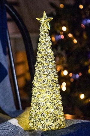 Светящаяся новогодняя фигурка ёлка АЛЬЦЕОНА, золотая, 10 микро LED-огней, пластик, 25.5 см, батарейки, Peha Magic