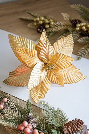 Пуансеттия МАЖЕСТИ на клипсе, золотая, 32 см, Due Esse Christmas