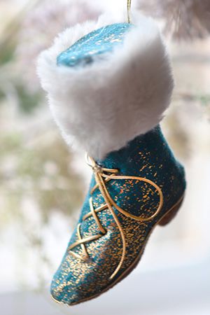 Ёлочная игрушка НАРЯДНЫЙ САПОЖОК, текстиль, синий, 12 см, Due Esse Christmas