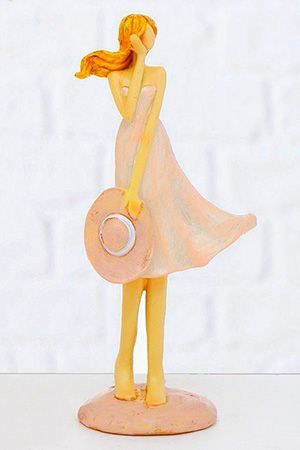 Декоративная статуэтка РОМАНТИЧНАЯ КУРОРТНИЦА со шляпой в руке, полистоун, 16 см, Boltze