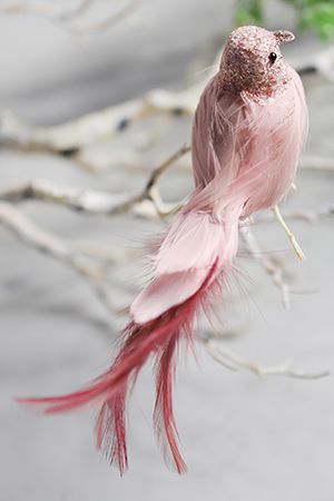 Украшение птичка КУДРЯВЫЙ ГОЛУБОК на клипсе, перо, розовый с тёмно-розовой головой, 18 см, Kaemingk (Everlands)