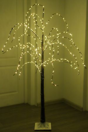 Светящееся дерево МОЛОДАЯ ИВУШКА, коричневая, 320 тёплых белых LED-огней, 150 см, таймер, уличная, Edelman, Luca