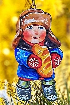 Елочная игрушка Мальчик с батоном - Зимние Каникулы 10 см, дерево, подвеска, МанузинЪ