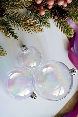 Набор пластиковых шаров SCINTILLA, цвет: прозрачный перламутр, 40-60 мм, упаковка 30 шт., Kaemingk/Winter Deco