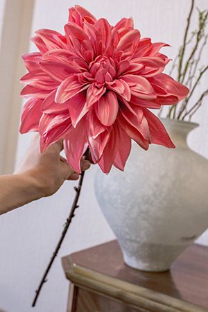 Искусственный цветок РОМАНТИЧНЫЙ ГЕОРГИН на стебле, полиэстер, розовый бархат, 67 см, Kaemingk
