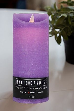 Свеча восковая МЕРЦАЮЩАЯ фиолетовая тёплый белый LED-огонь колышущийся 18 см, Peha Magic