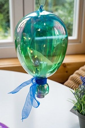 Декоративный светильник подвесной ВОЗДУШНЫЙ ШАРИК, голубой, 10 тёплых белых микро LED-огней, 12x21 см, таймер, батарейки, Kaemingk