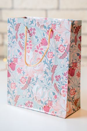 Подарочный пакет РАЙСКИЙ САД, розово-голубой, 23х18 см, Koopman International