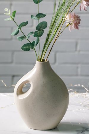 Декоративная ваза-кувшин ЛЕБРОК, фарфор, бежевый, 20х16 см, Koopman International