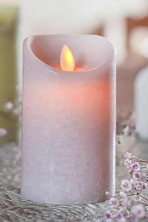 Светодиодная свеча с имитацией пламени ШАНДЕЛЬЕ: ПУДРОВЫЙ РОЗОВЫЙ, колышущийся язычок, мерцающая, 12.5 см, на батарейках, Peha Magic