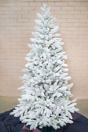 Искусственная елка Донская, заснеженная, хвоя ЛИТАЯ 100%, 120 см, Max CHRISTMAS