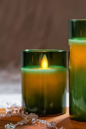Свеча светодиодная восковая в стакане МЭРИЛ, имитация "живого" мерцающего пламени, шалфейная, 10 см, батарейки, Peha Magic