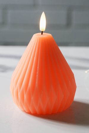 Свеча светодиодная восковая ШАРМ-ГОФРЕ малая, лососевая, мерцающий огонёк, "натуральный фитилек", 10 см, Peha Magic