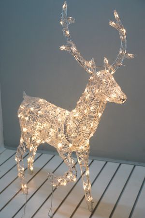 Светящаяся фигура ОЛЕНЬ СЮПЕРБ, акриловые нити, 120 тёплых белых LED-огней мерцающих, 116х87 см, таймер, уличный, Kaemingk
