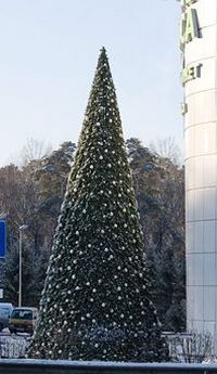 Уличная елка Уральская 28 м каркасная, ПВХ, GREEN TREES