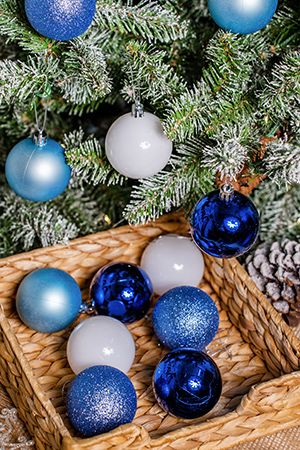 Набор пластиковых шаров New Year MIX синий/белый/голубой, 60 мм, упаковка 12 шт., Winter Deco