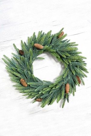 Хвойный венок с шишками КОРОЛЕВСКИЙ, зелёный, хвоя - 100% РE, 60 см, Christmas Deluxe