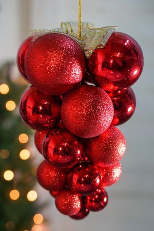 Подвеска-гроздь ИГРА БЛИКОВ, пластик, красный, 30 см, Winter Deco