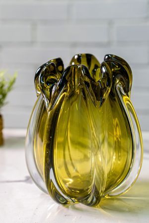 Стеклянная ваза АКВА ФЬОРИТТА, оливковая, 21 см, EDG