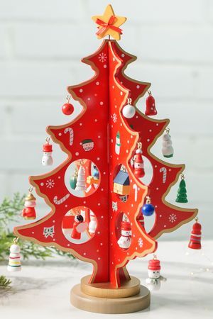Сувенирная елка с игрушками "СОБЕРИ САМ!", дерево, красная, 26 см, Koopman International