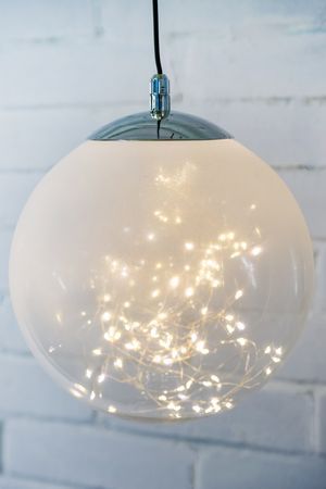 Декоративный подвесной светильник ШАР ПАСКУАЛЕ БЬЯНКО, пластик, 125 тёплых белых микро-LED-огней, 25 см, таймер, Koopman International