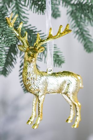 Ёлочная игрушка ОЛЕНЬ РЭЙНЕР, пластик, золотой, 15 см, Winter Deco