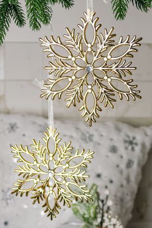 Набор ёлочных украшений СНЕЖИНКИ 'ОДИЛЬ', пластик, золотой, 13 см, 2 шт., Winter Deco