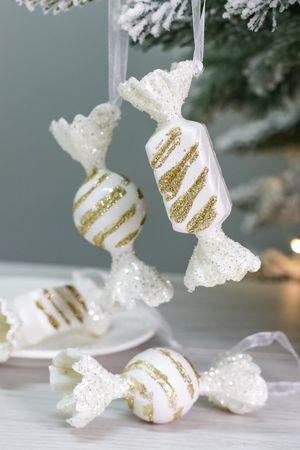 Набор ёлочных игрушек СНЕЖНАЯ КАРАМЕЛЬ, акрил, 11 см, 4 шт., Winter Deco