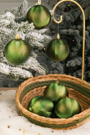 Набор ёлочных шаров ОНДУЛАТО, пластик, зелёный антик, 7 см, 6 шт., Winter Deco