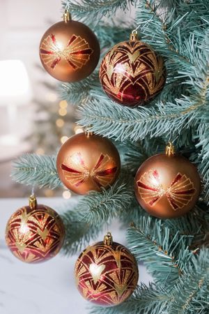Набор ёлочных шаров ЯРКАЯ ФАНТАЗИЯ, пластик, 8 см, 6 шт., Winter Deco