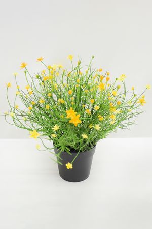 Искусственные цветы в горшке ЦВЕТОЧНАЯ ПОЛЯНКА жёлтая, 25 см, Summer Deco