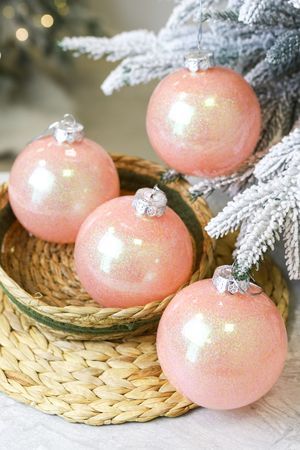 Набор ёлочных ПЭТ шаров УЮТ РОЖДЕСТВА, пластик, розовый бархат, 10 см, упаковка 4 шт., Winter Deco