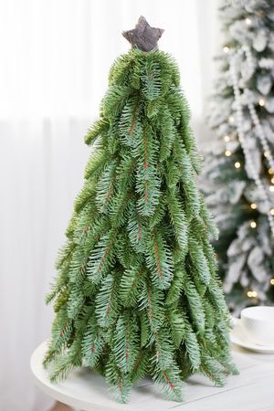 Настольная елка БОГИНЯ ЛЕСА 60 см, ЛИТАЯ 100%, Winter Deco