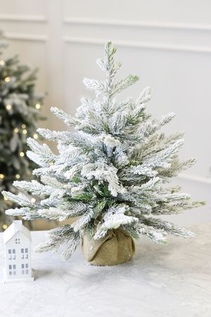 Настольная елка заснеженная ВЕРБЬЕ 45 см, ЛИТАЯ 100%, Winter Deco