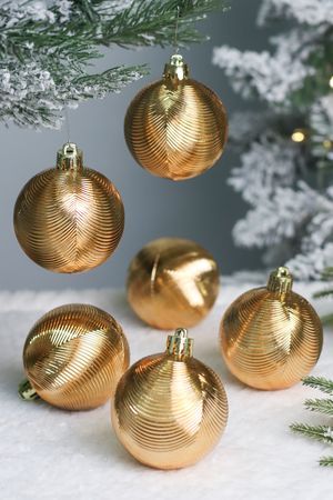 Набор ёлочных шаров ЭДЕЛАЙН, пластик, коньячный, 6 см, 6 шт., Winter Deco