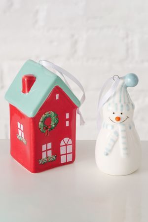 Набор ёлочных украшений СНЕГОВИЧОК И ЕГО ДОМИК, фарфор, 9 см, 2 шт., Boltze