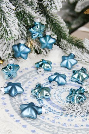 Набор ёлочных украшений ЗВЁЗДОЧКИ мини, эмалевые и матовые, стекло, лазурно-голубой, 45 мм, 12 шт., Winter Deco