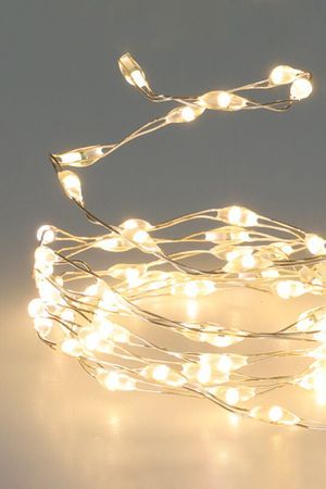 Гирлянда СИЯЮЩИЕ КАПЛИ - МАКСИ, 66 тёплых белых big-micro-LED огней (крупные мини диоды), 1 м, таймер, серебряная проволока, батарейки, Koopman International