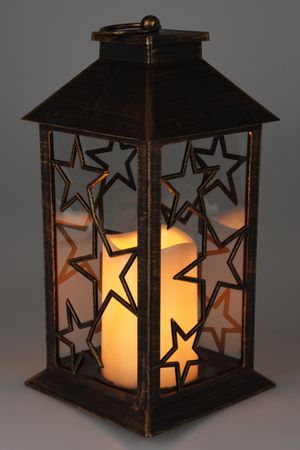 Декоративный фонарь с встроенной LED-свечой СУАРЕ Д'ИВЕР со звёздами, пластик, стекло, 28 см, батарейки, Koopman International