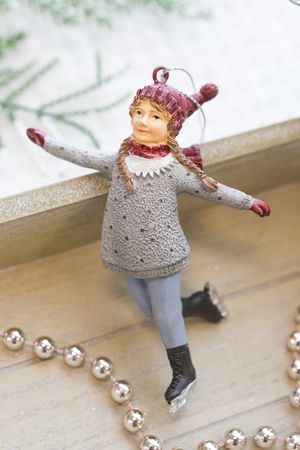 Ёлочная игрушка ФИГУРИСТКА ЛЕКСИ, полистоун, 10 см, Winter Deco