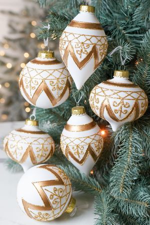 Набор ёлочных ПЭТ шаров и украшений АВАЛИ,  белый, 10 см, 6 шт., Winter Deco