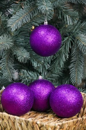 Набор однотонных пластиковых шаров, глиттер, фиолетовые, 100 мм, упаковка 4 шт., Winter Deco