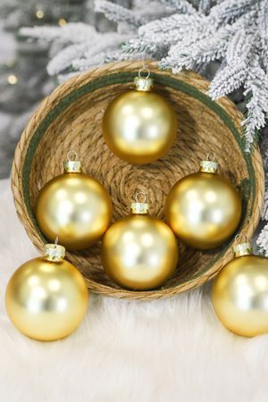 Набор стеклянных шаров матовых, цвет: золотой, 80 мм, упаковка 6 шт., Winter Deco