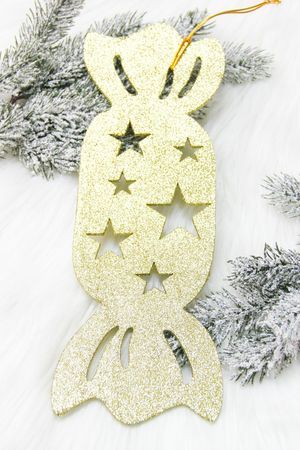 Игрушка для уличной елки Конфета Звездная, золотая, 30 см, дерево, МанузинЪ